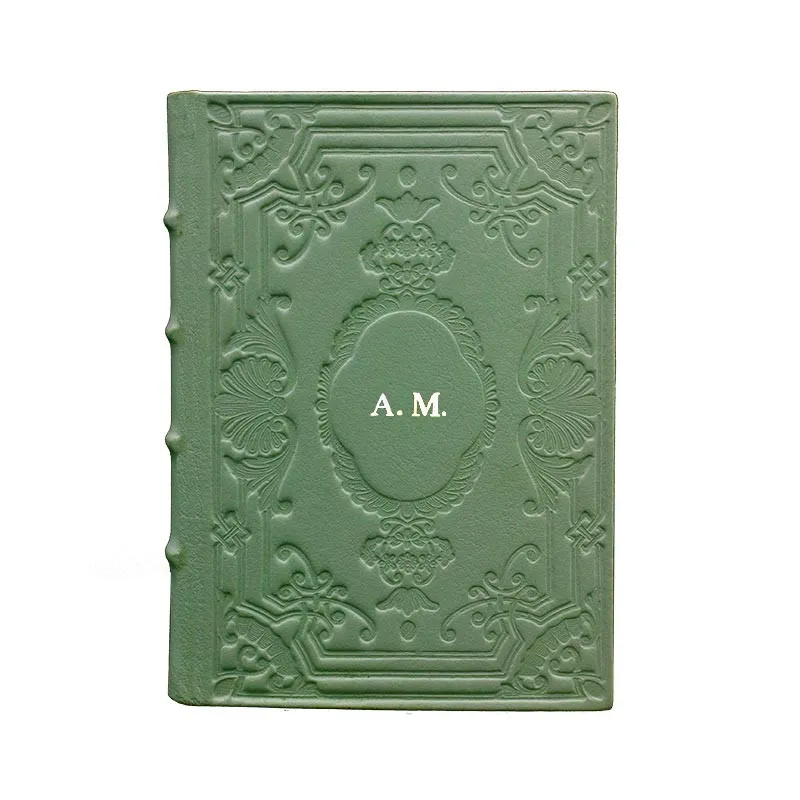 Aqua Lederkalender, Farbe Salbei mit Dekoration - Conti Borbone - Mailand - made in Italy - Blockschrift