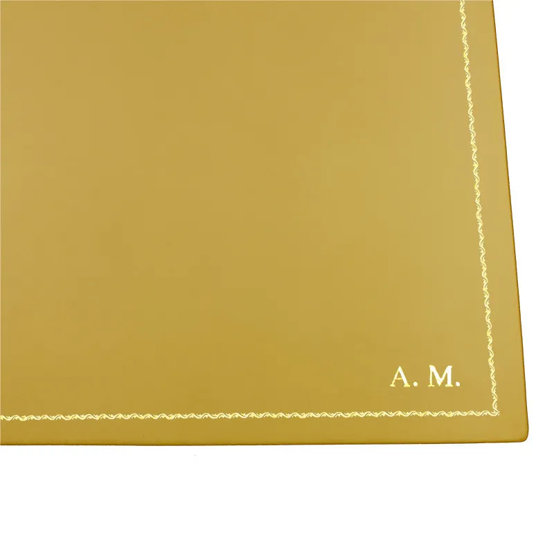 Sous-main en cuir ocre, cuir de veau jaune - Conti Borbone - Tapis personnalisable - décoration 90 - lettres capitales