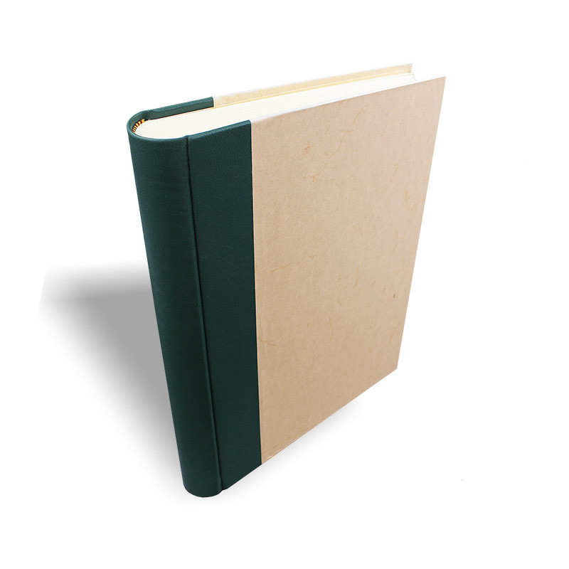 Photo album Pine with green leather spine and parchment paper - Conti Borbone - spine