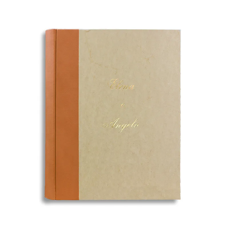 Album photo Citrouille avec dos en cuir orange et papier parchemin - Conti Borbone - italique personnalisable