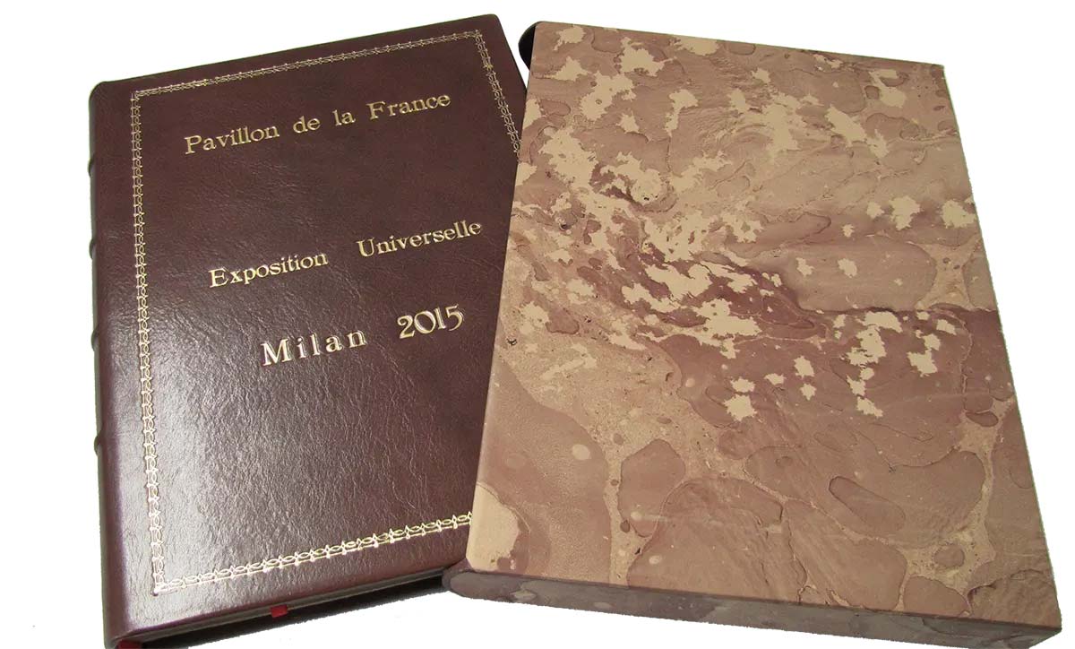 Guest book for the "Pavillon de la France" at Expo 2015 Milan
